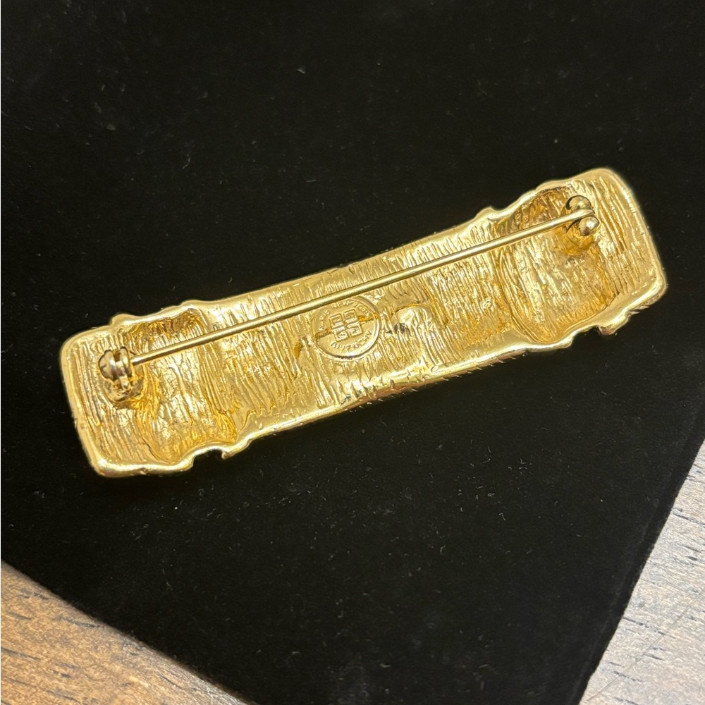 Givenchy Gold-Tone Vintage Logo Brooch - Picture 4 of 5